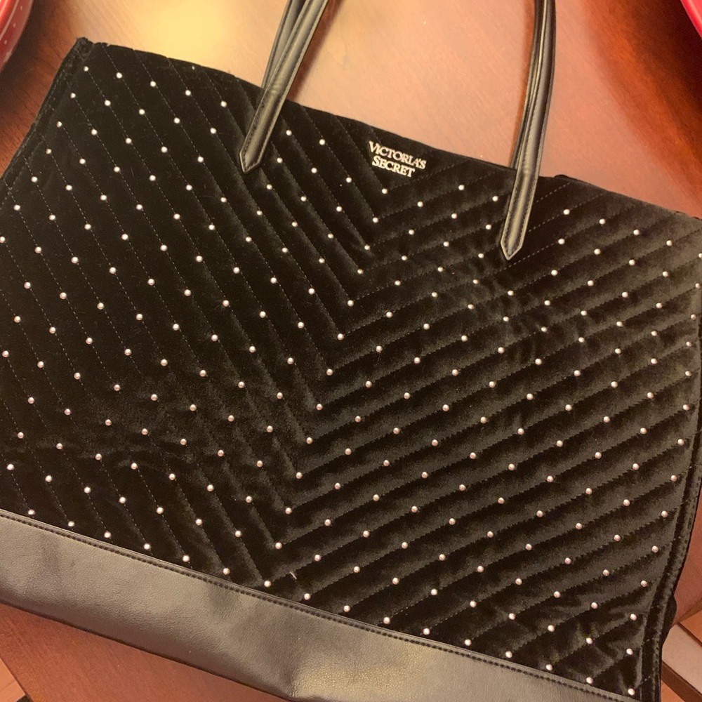 Victoria’s Secret tote
